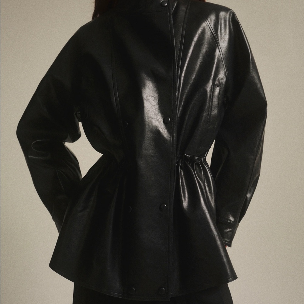 Source Unknown Black Leather Women's Jacket NWT! So cool